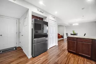 6870 Wallace St, Merrillville, IN 46410 - Photo 13