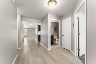 8987 Halfway Dr, Cedar Lake, IN 46303 - Photo 5