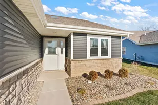 8987 Halfway Dr, Cedar Lake, IN 46303 - Photo 3