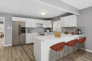 1226 W 45th Ave, Gary, IN 46408 - Photo 7