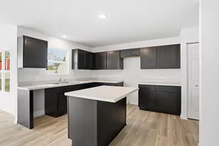 10392 Knox St, Crown Point, IN 46307 - Photo 5