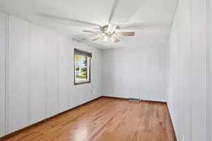 14 Helena Dr, Schererville, IN 46375 - Photo 17