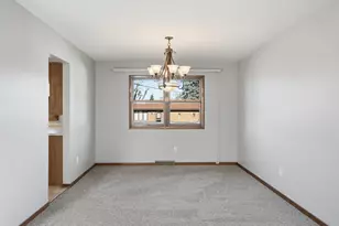 14 Helena Dr, Schererville, IN 46375 - Photo 7