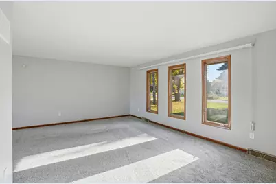 14 Helena Drive, Schererville, IN 46375 - Photo 5