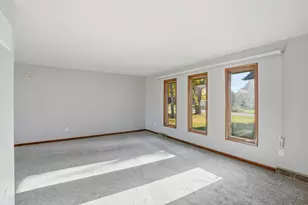 14 Helena Dr, Schererville, IN 46375 - Photo 5