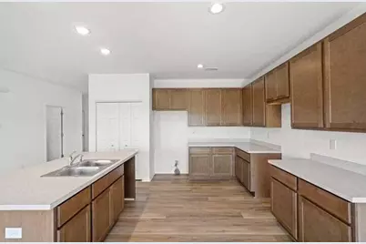 6731 E 103rd Avenue, Crown Point, IN 46307 - Photo 5