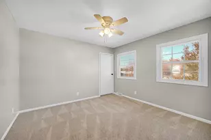 1006 W 21st St, La Porte, IN 46350 - Photo 11