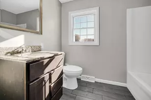 1006 W 21st St, La Porte, IN 46350 - Photo 13