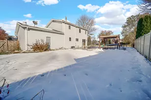 1006 W 21st St, La Porte, IN 46350 - Photo 23