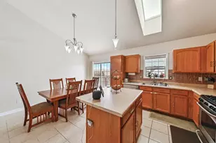 10367 Trevino St, Crown Point, IN 46307 - Photo 3