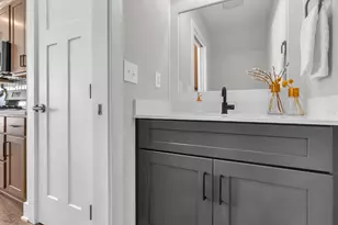 1960 Park St, La Porte, IN 46350 - Photo 9