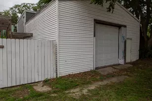 1214 E Michigan Blvd, Michigan City, IN 46360 - Photo 15