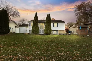 1807 W Porter Ave, Chesterton, IN 46304 - Photo 13