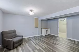 1807 W Porter Ave, Chesterton, IN 46304 - Photo 17