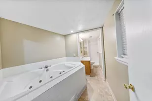 1807 W Porter Ave, Chesterton, IN 46304 - Photo 7