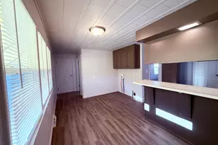 412 Woodbine St, La Porte, IN 46350 - Photo 9