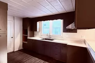 412 Woodbine St, La Porte, IN 46350 - Photo 7