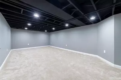 8205 Parkview Avenue, Munster, IN 46321 - Photo 25