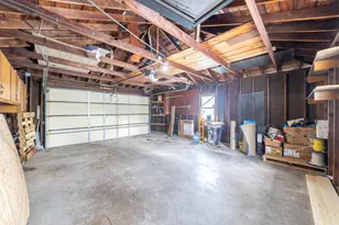 8205 Parkview Ave, Munster, IN 46321 - Photo 33