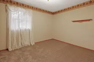 1608 Sunnyslope Dr, Crown Point, IN 46307 - Photo 9