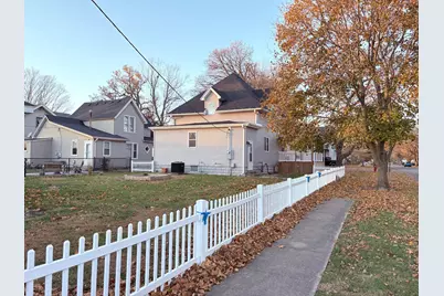 101 W Lincoln Street #1, Kentland, IN 47951 - Photo 3