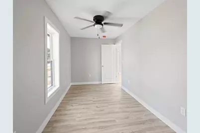 202 Jefferson Avenue, La Porte, IN 46350 - Photo 15