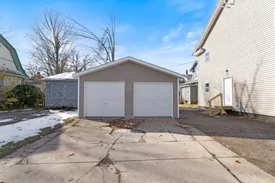 202 Jefferson Avenue, La Porte, IN 46350 - Photo 3