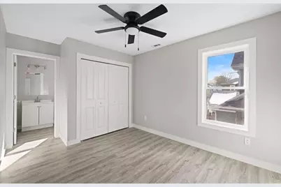 202 Jefferson Avenue, La Porte, IN 46350 - Photo 9