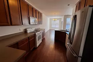 9989 Settlers Ct, Saint John, IN 46373 - Photo 3