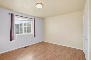 310 Pine Ridge Cir, Lowell, IN 46356 - Photo 17