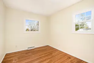 1234 N Oakwood St, Griffith, IN 46319 - Photo 9