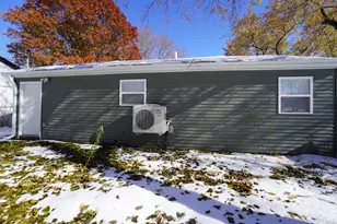 1252 Idaho St, Gary, IN 46403 - Photo 7