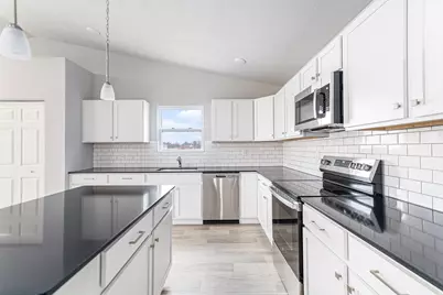 127 Bellflower Drive, Michigan City, IN 46360 - Photo 5