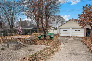 1027 Spruce St, Hammond, IN 46324 - Photo 17