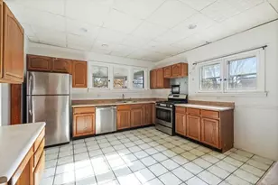 305 C St, La Porte, IN 46350 - Photo 11