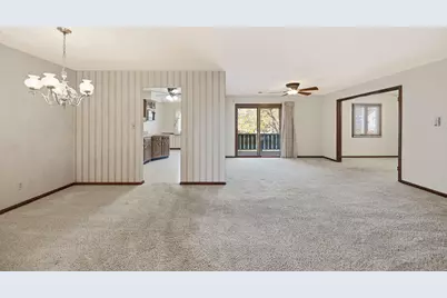 2022 Windsor Court #4, Schererville, IN 46375 - Photo 3