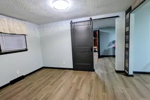 521 Ryan Rd, Hebron, IN 46341 - Photo 5