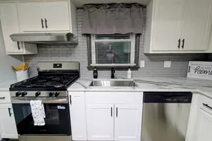 521 Ryan Rd, Hebron, IN 46341 - Photo 7