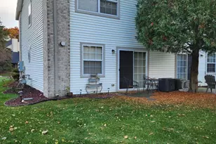 1920 David Dr, Chesterton, IN 46304 - Photo 3