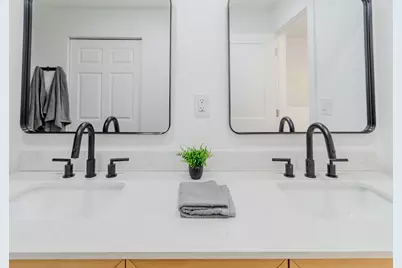 5544 E 10th Avenue, Gary, IN 46403 - Photo 37