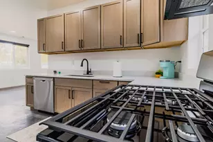 5544 E 10th Ave, Gary, IN 46403 - Photo 13