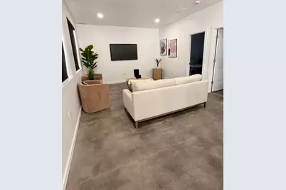 5544 E 10th Avenue, Gary, IN 46403 - Photo 3