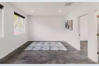 5544 E 10th Avenue, Gary, IN 46403 - Photo 5