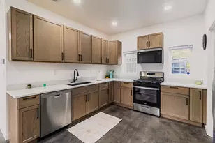 5544 E 10th Ave, Gary, IN 46403 - Photo 11