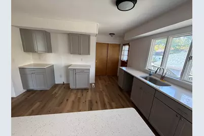 319 Hoyt Street, Michigan City, IN 46360 - Photo 3