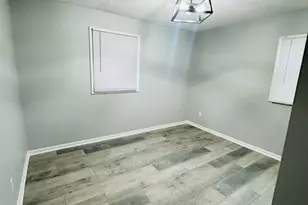 7437 White Oak Ave, Hammond, IN 46324 - Photo 7