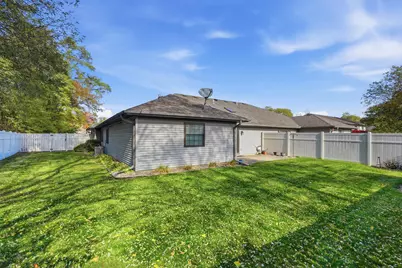 239 Laura Lane, Hobart, IN 46342 - Photo 19