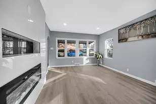 4364 Pennsylvania St, Gary, IN 46409 - Photo 5