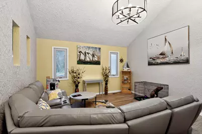 1404 Utica-Sellersburg Road, Jeffersonville, IN 47130 - Photo 7