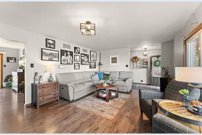 121 7th Avenue NW, Demotte, IN 46310 - Photo 7